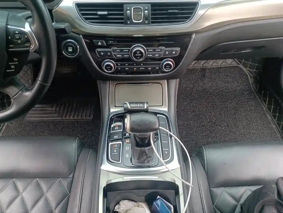 GAC Motor Trumpchi GA8