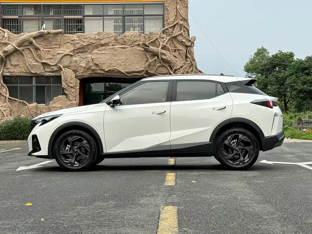 GAC Motor Trumpchi GS3