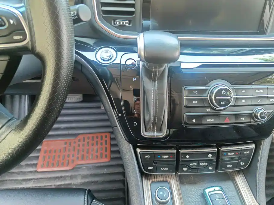 GAC Motor Trumpchi M8