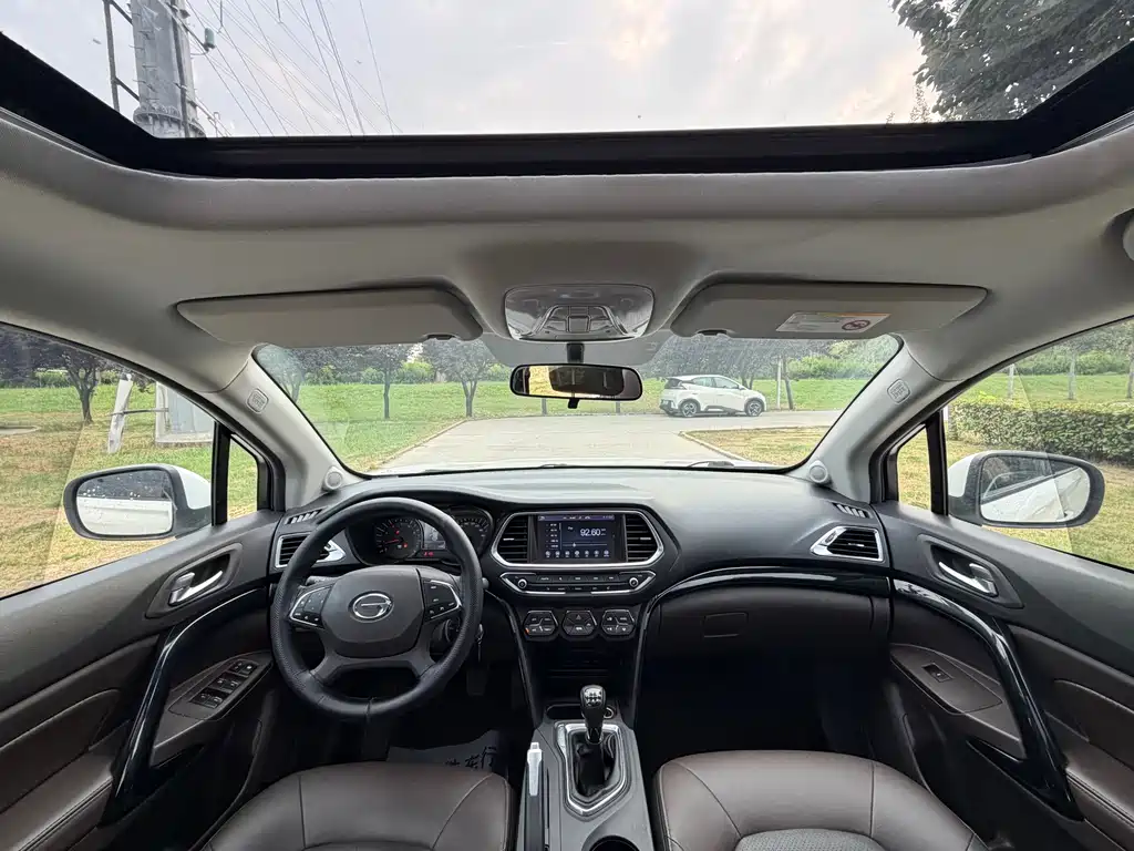 GAC Motor Trumpchi GS4