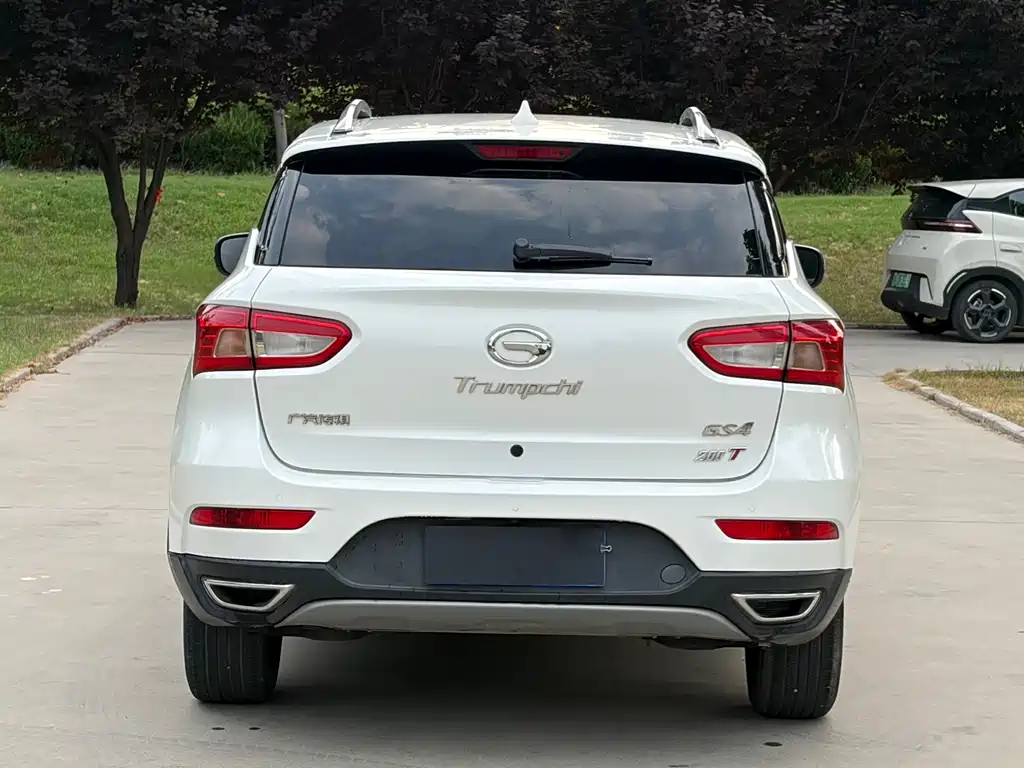 GAC Motor Trumpchi GS4