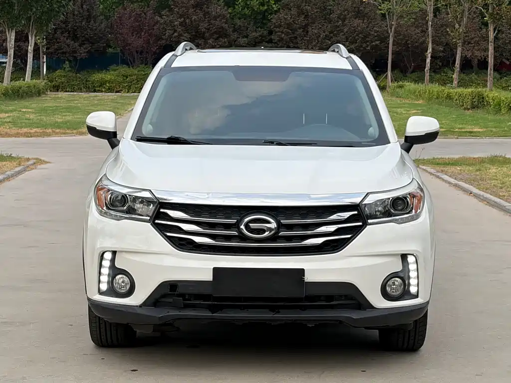 GAC Motor Trumpchi GS4