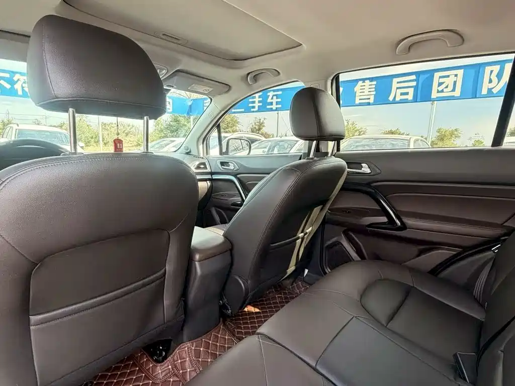 GAC Motor Trumpchi GS4
