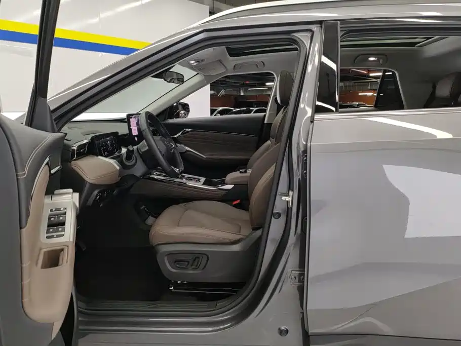 GAC Motor Trumpchi GS4