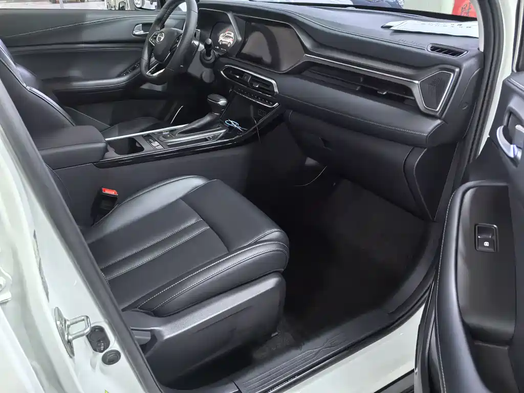 GAC Motor Trumpchi GS4