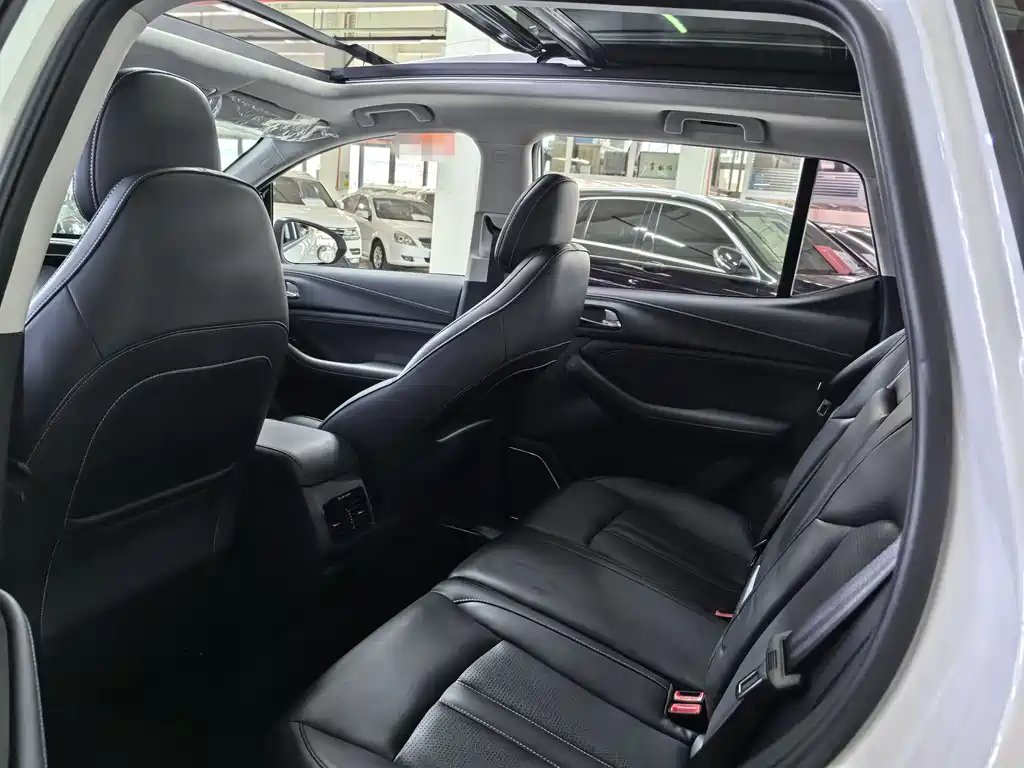 GAC Motor Trumpchi GS4