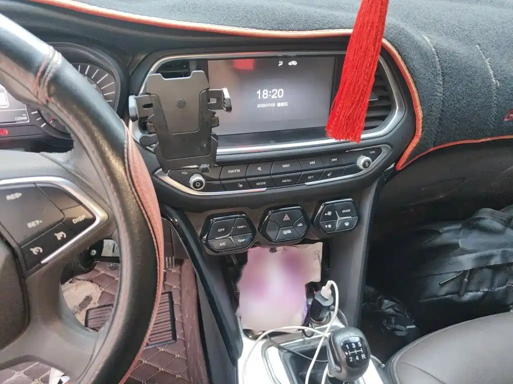 GAC Motor Trumpchi GS4
