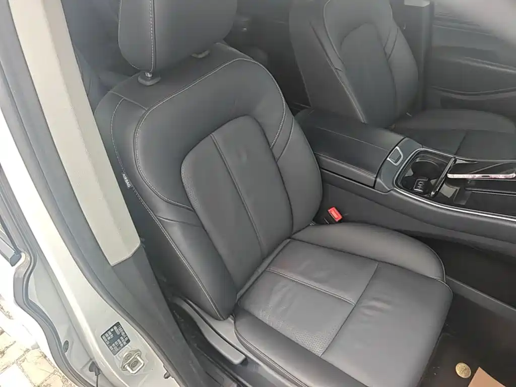 GAC Motor Trumpchi M8