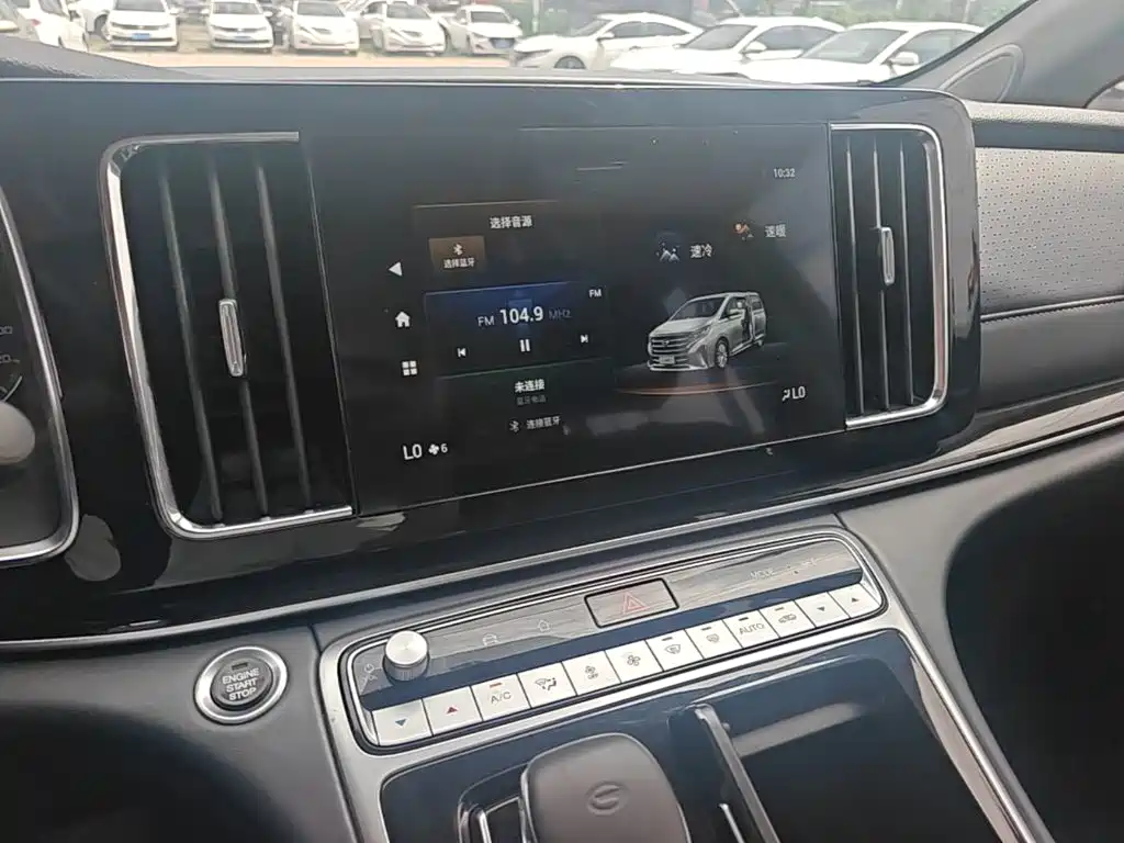 GAC Motor Trumpchi M8