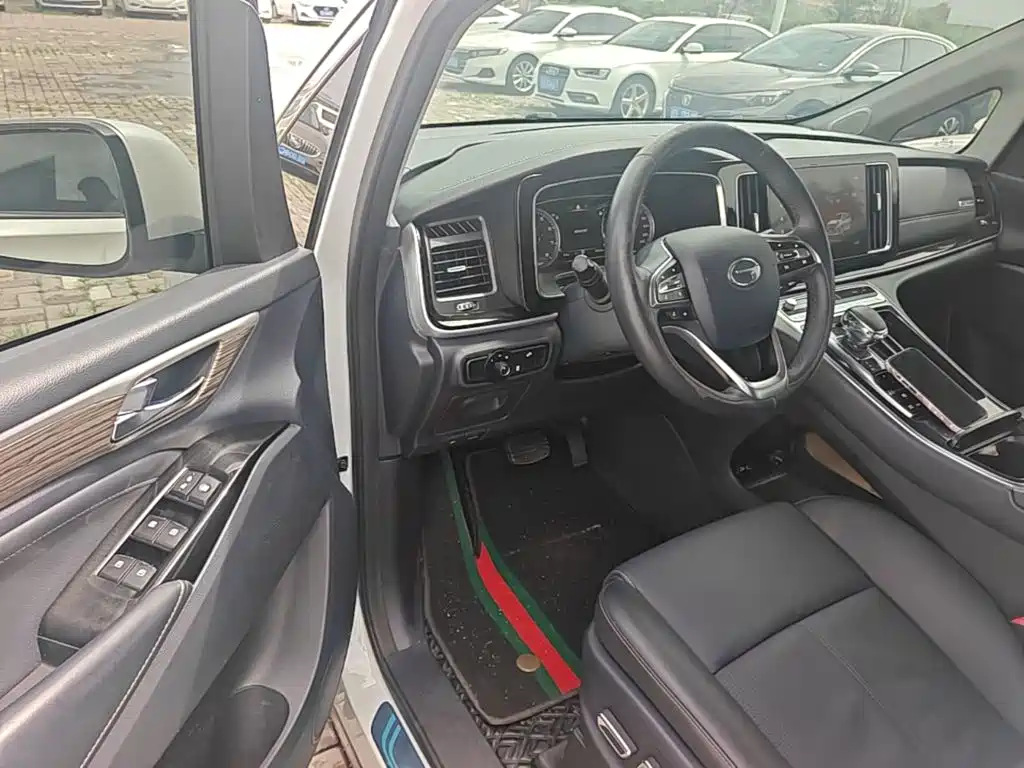 GAC Motor Trumpchi M8