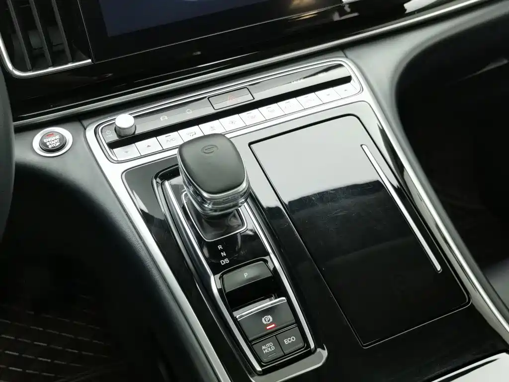 GAC Motor Trumpchi M8