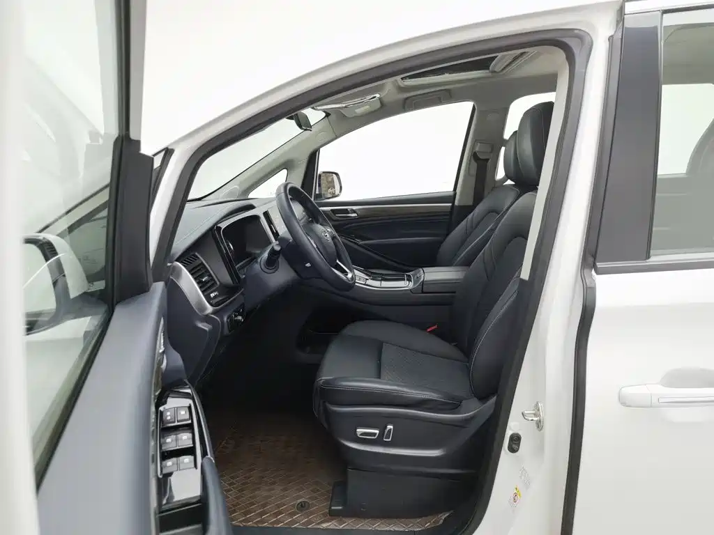 GAC Motor Trumpchi M8