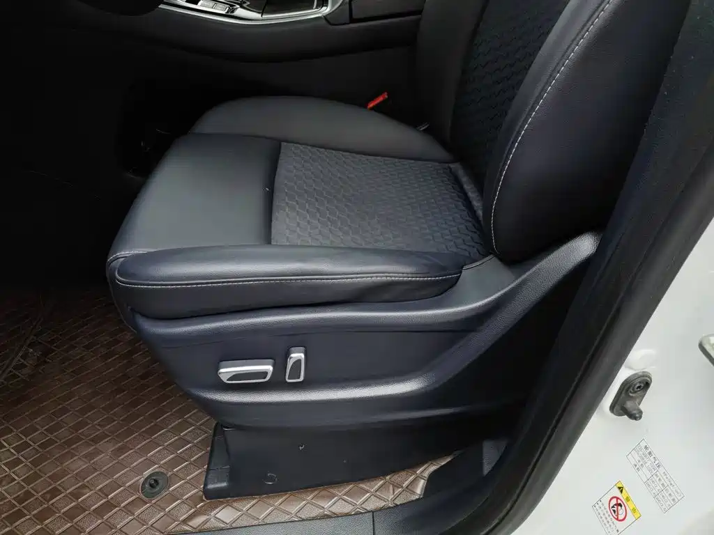 GAC Motor Trumpchi M8