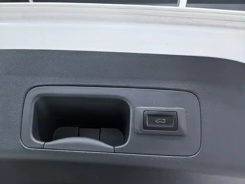 GAC Motor Trumpchi GS4