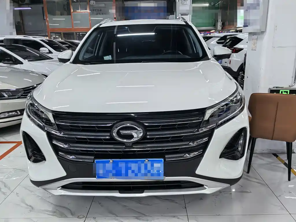 GAC Motor Trumpchi GS4