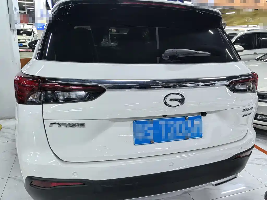 GAC Motor Trumpchi GS4