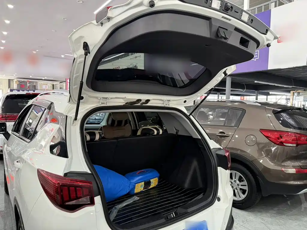 GAC Motor Trumpchi GS3