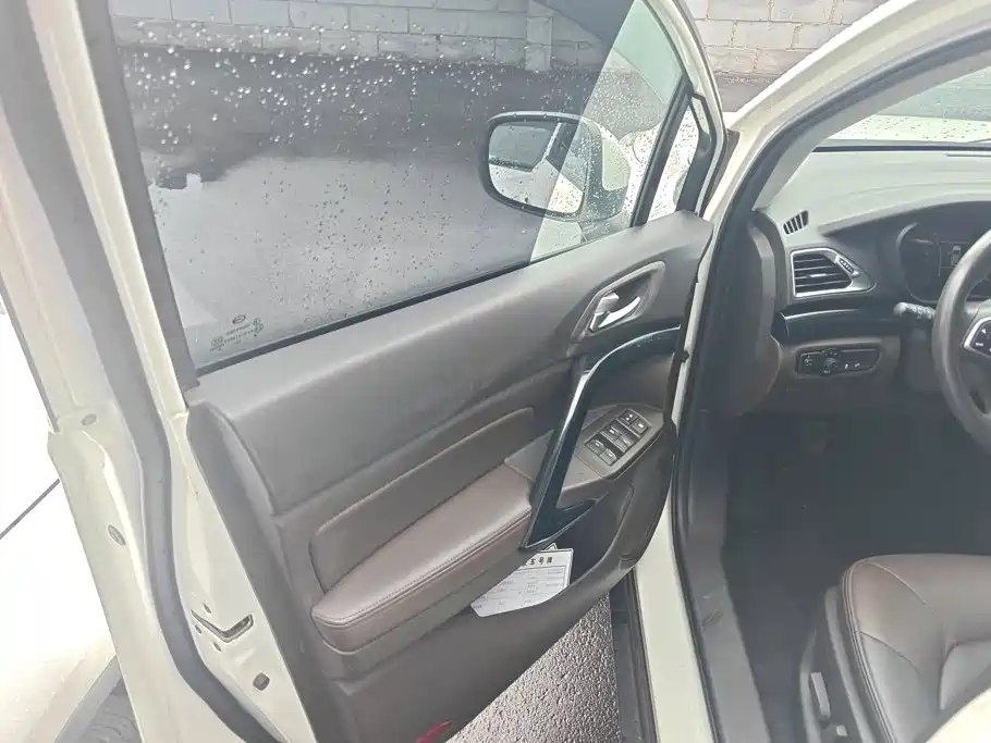 GAC Motor Trumpchi GS4