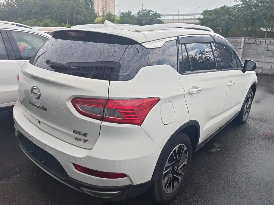 GAC Motor Trumpchi GS4