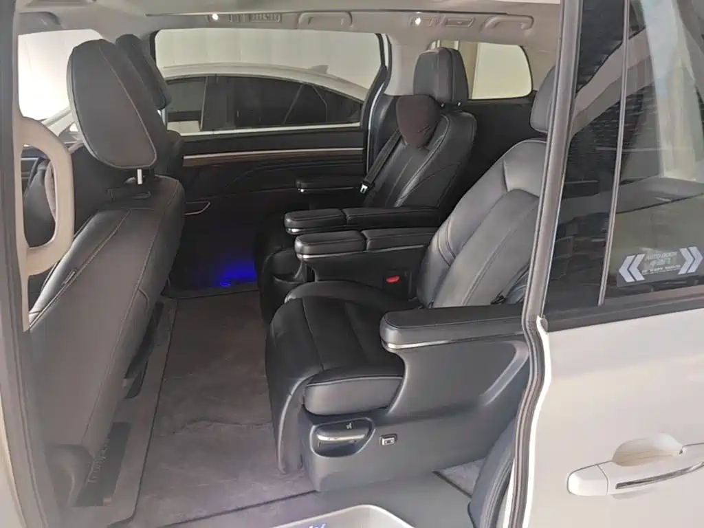 GAC Motor Trumpchi M8