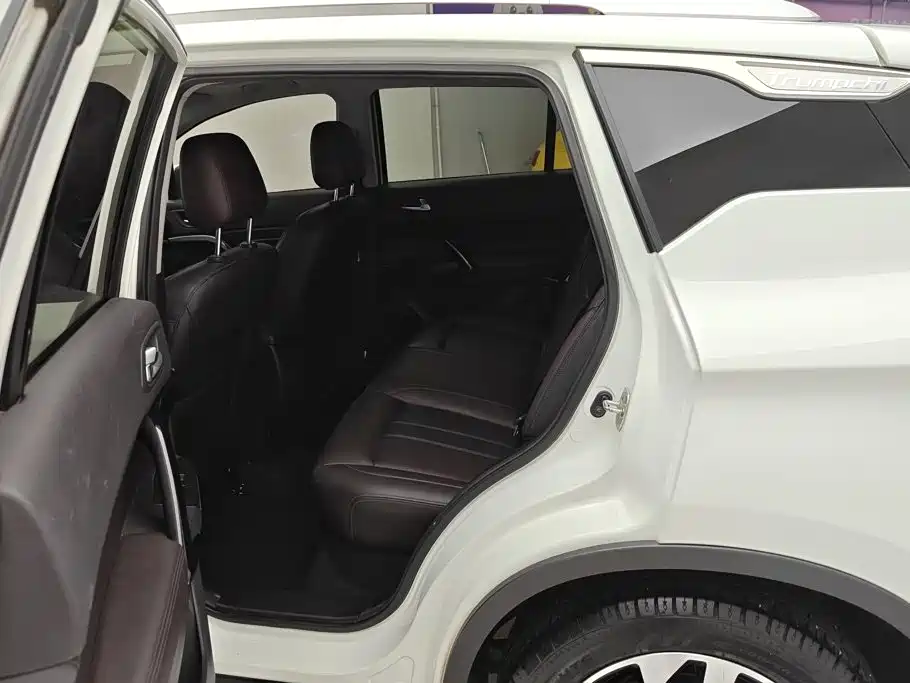 GAC Motor Trumpchi GS4