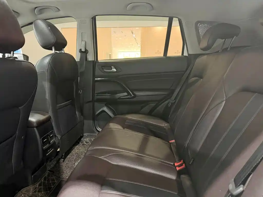 GAC Motor Trumpchi GS4