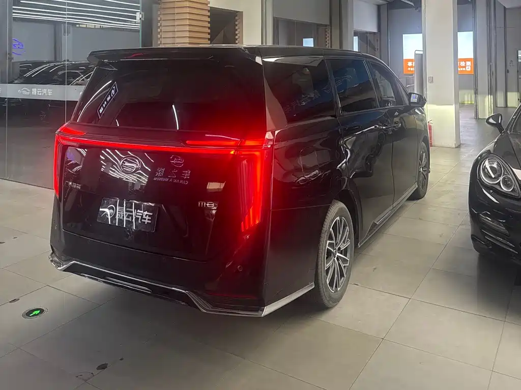 GAC Motor Trumpchi M8
