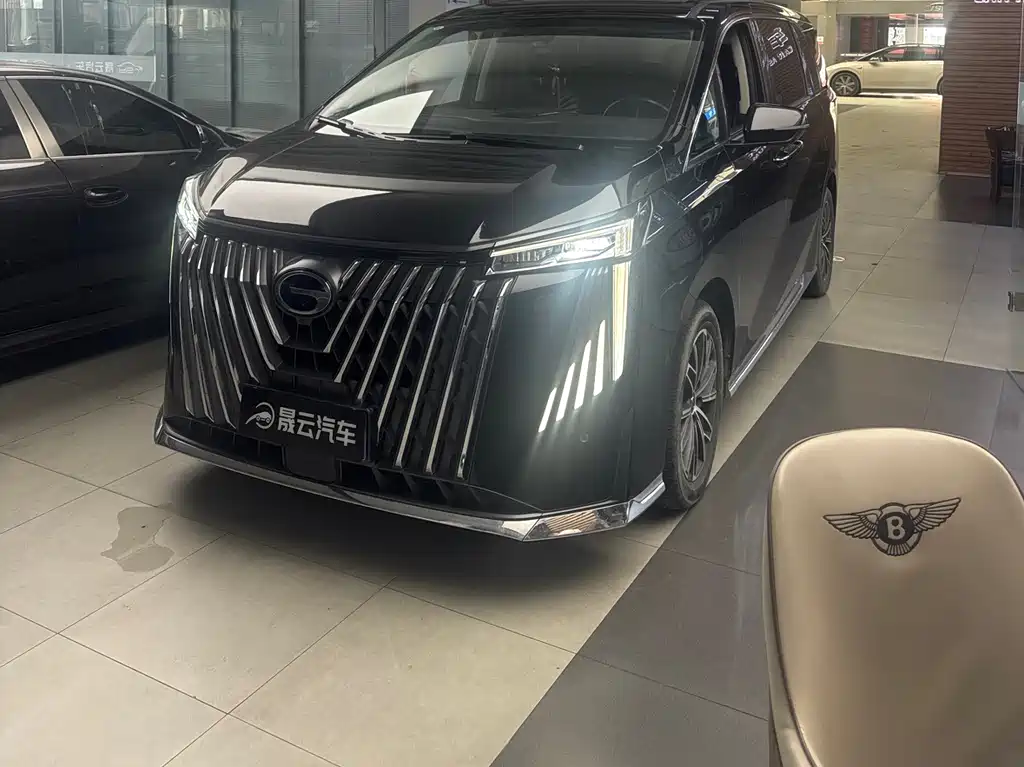 GAC Motor Trumpchi M8