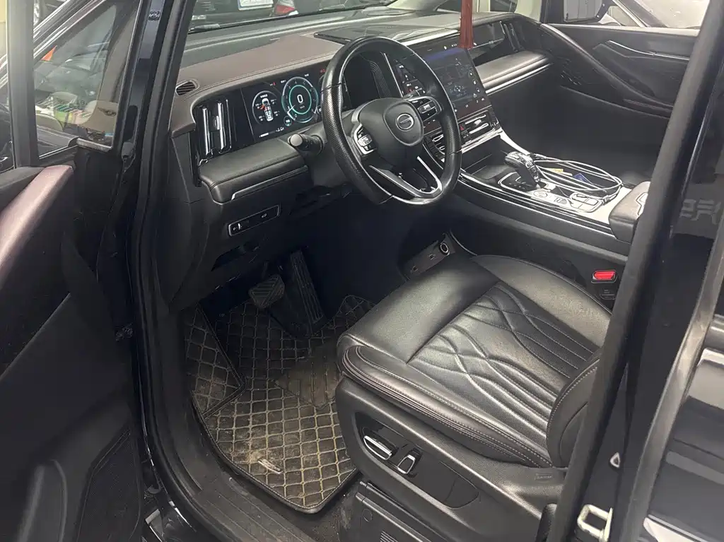 GAC Motor Trumpchi M8