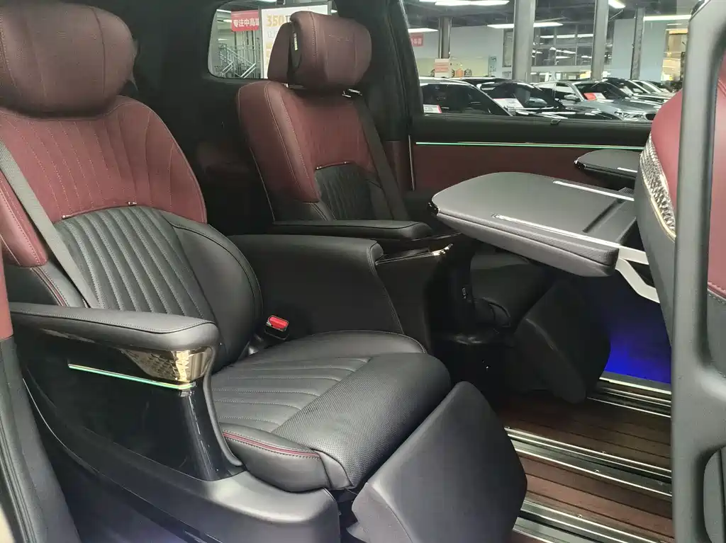 GAC Motor Trumpchi M8