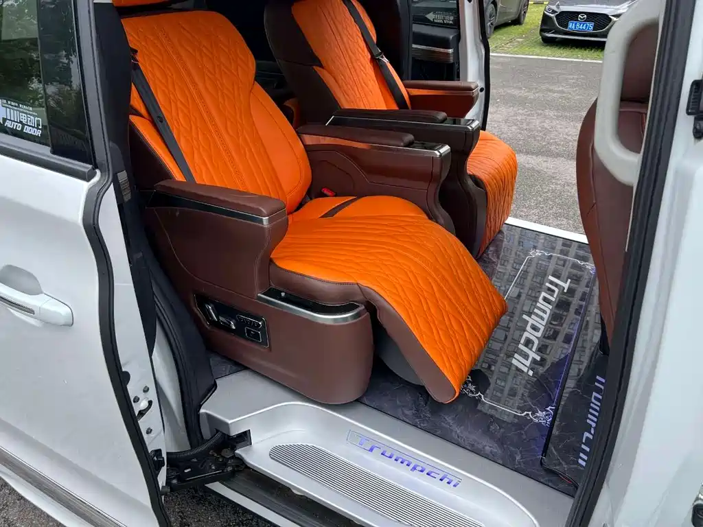 GAC Motor Trumpchi M8