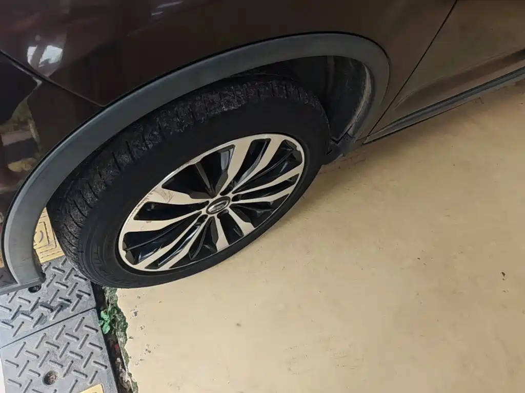 GAC Motor Trumpchi GS4