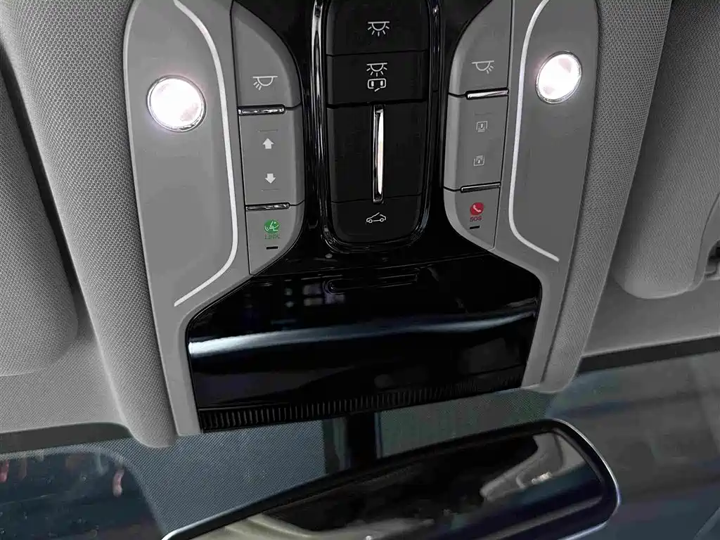 GAC Motor Trumpchi GS8