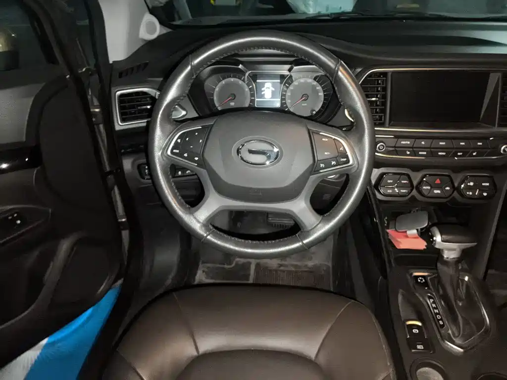 GAC Motor Trumpchi GS4