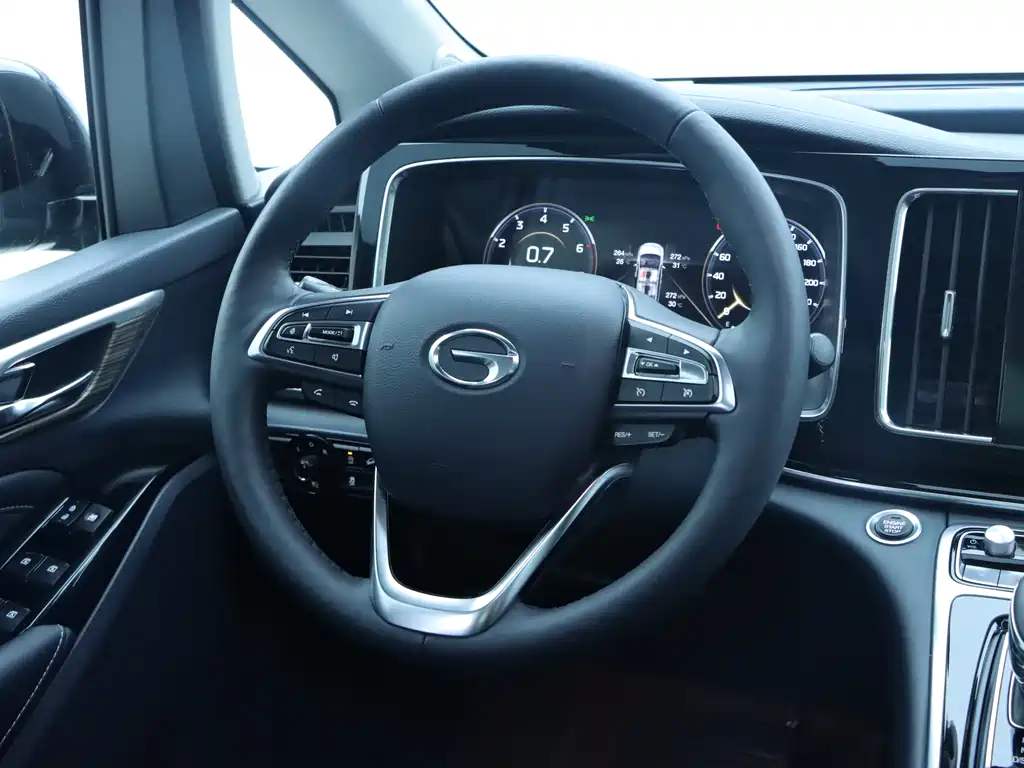 GAC Motor Trumpchi M8