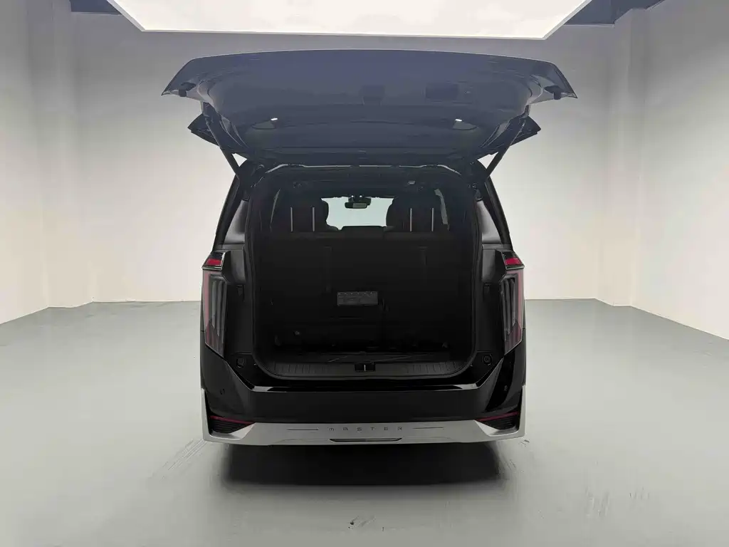 GAC Motor Trumpchi M8