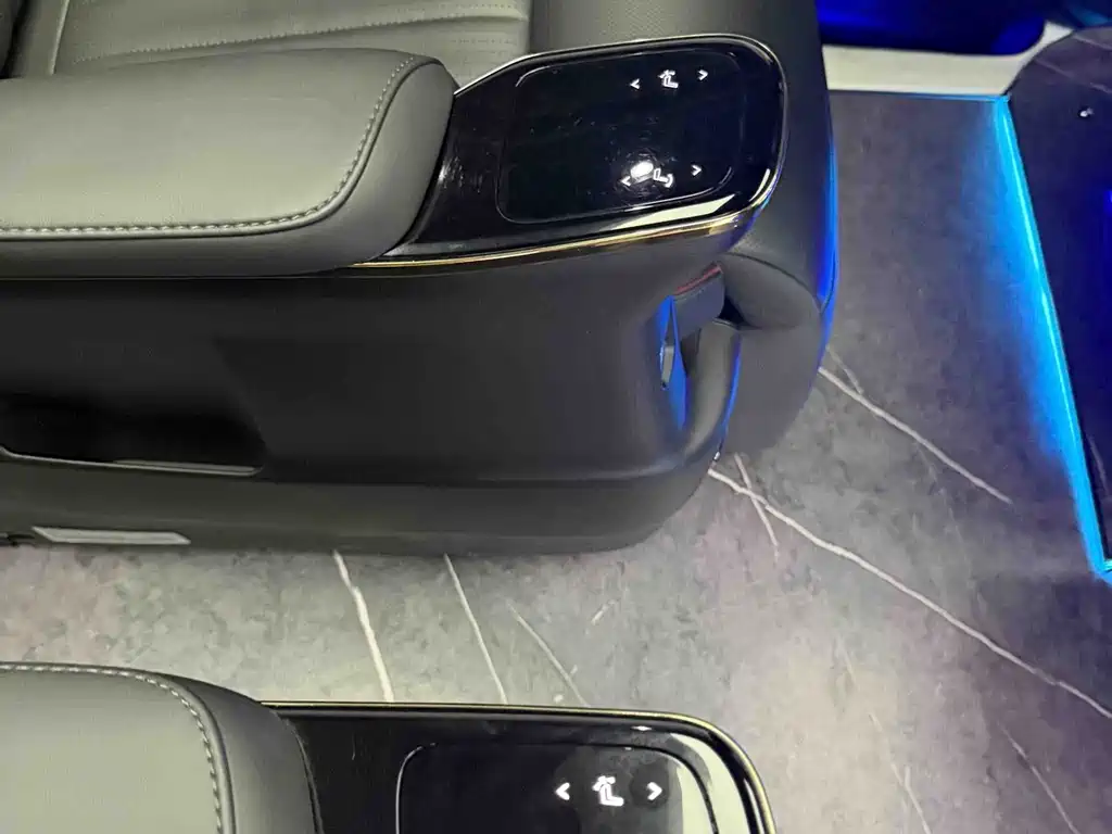 GAC Motor Trumpchi M8