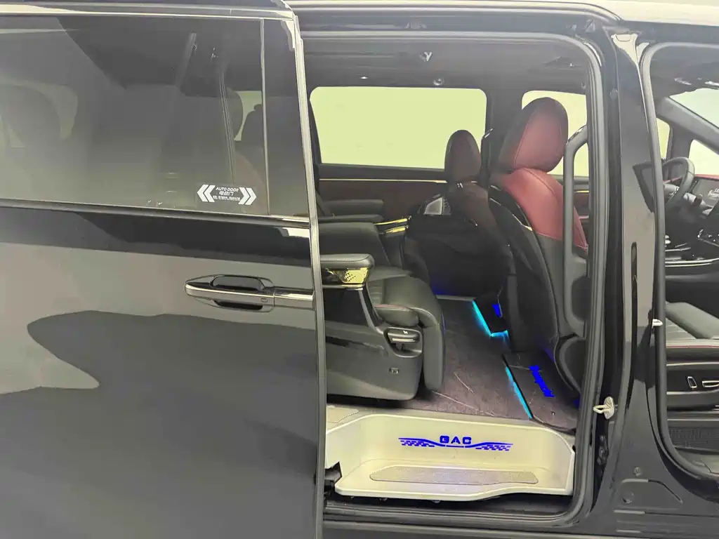 GAC Motor Trumpchi M8
