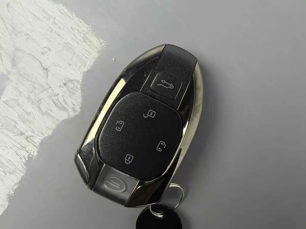 GAC Motor Trumpchi M8