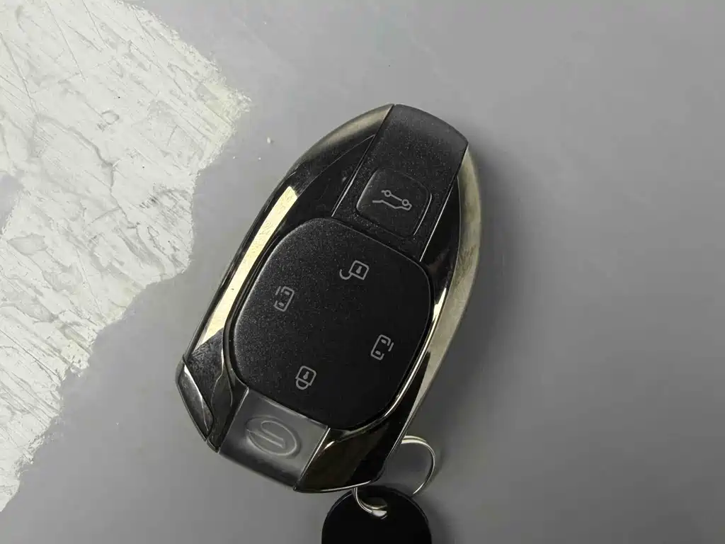 GAC Motor Trumpchi M8