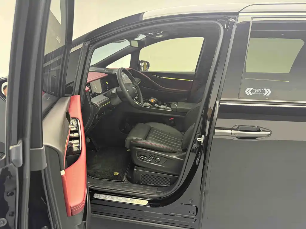 GAC Motor Trumpchi M8