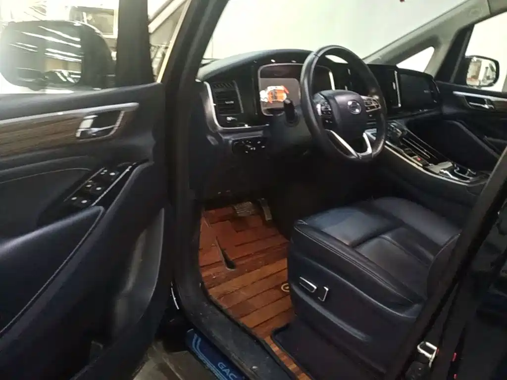 GAC Motor Trumpchi M8