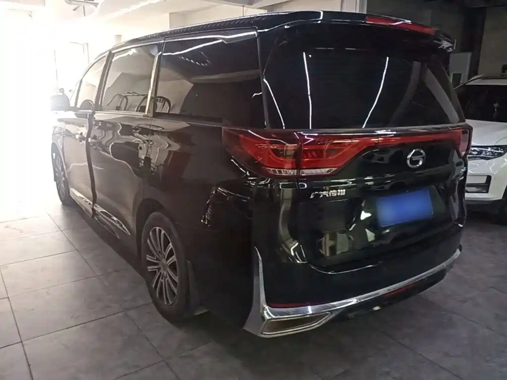 GAC Motor Trumpchi M8