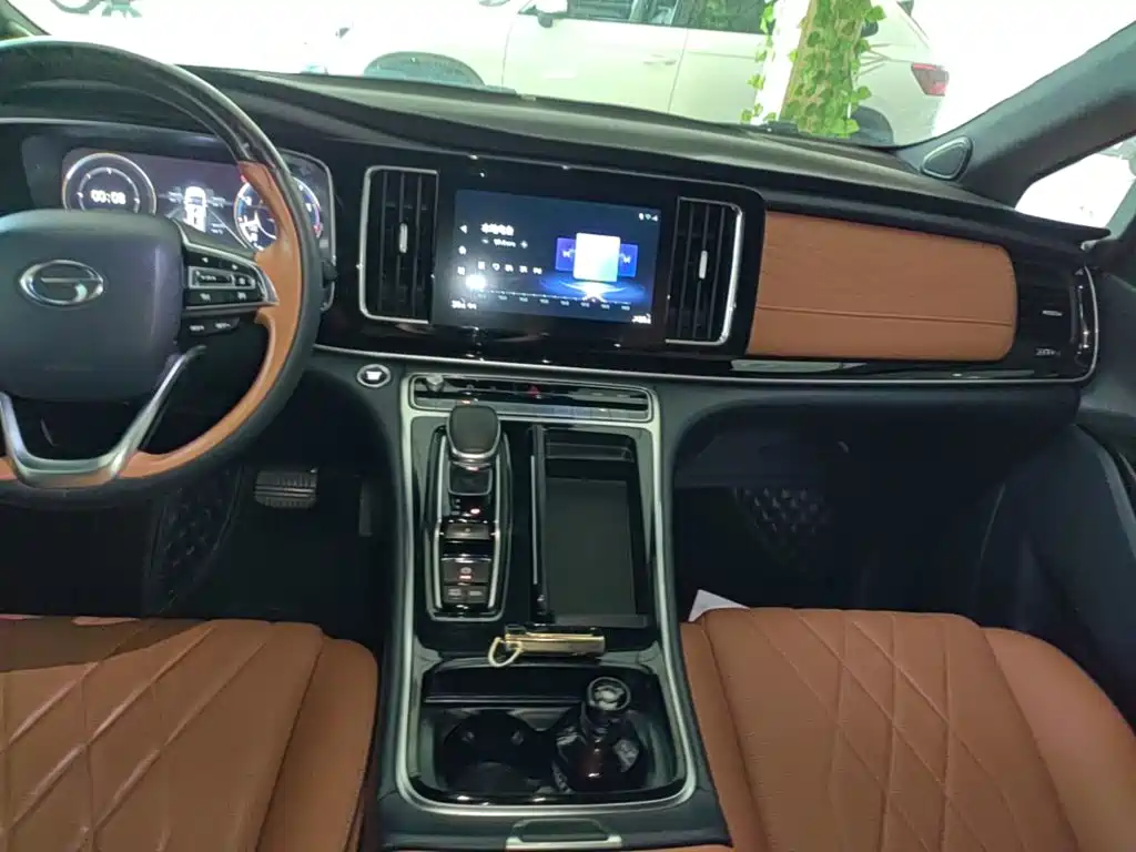 GAC Motor Trumpchi M8