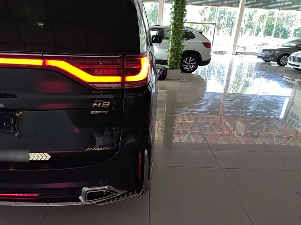 GAC Motor Trumpchi M8