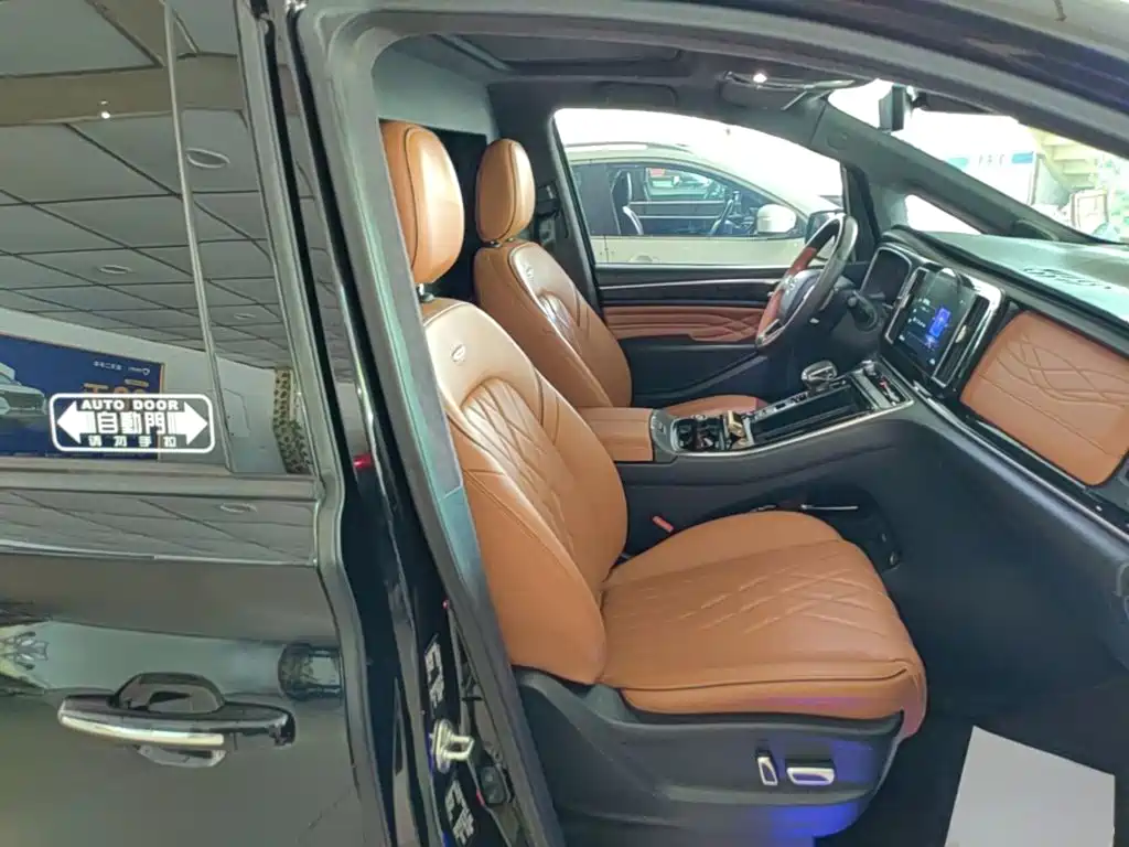 GAC Motor Trumpchi M8