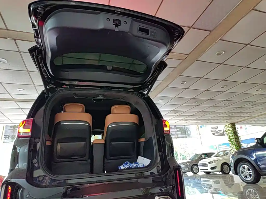 GAC Motor Trumpchi M8