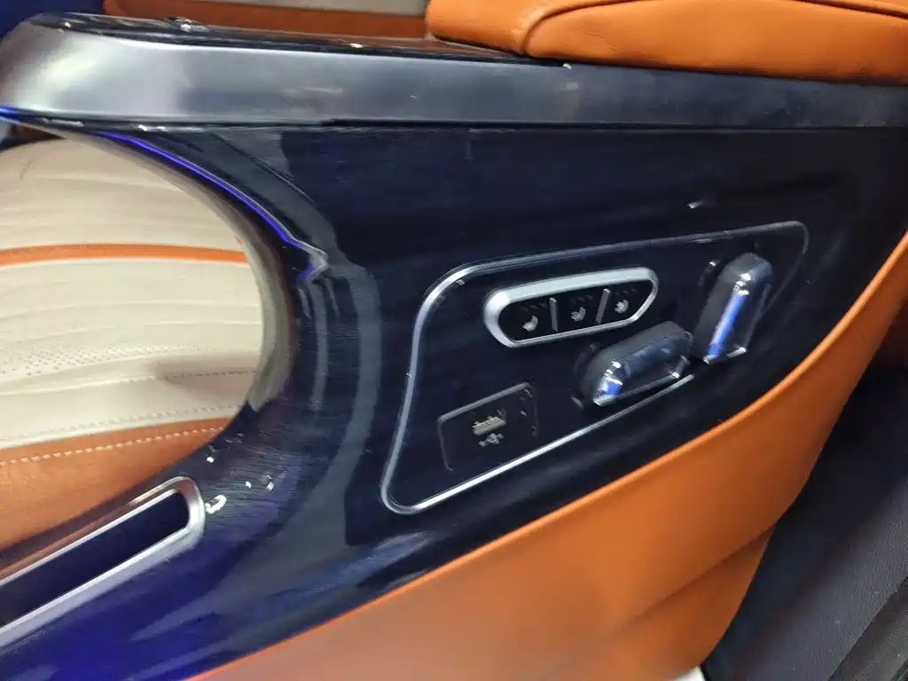 GAC Motor Trumpchi M8