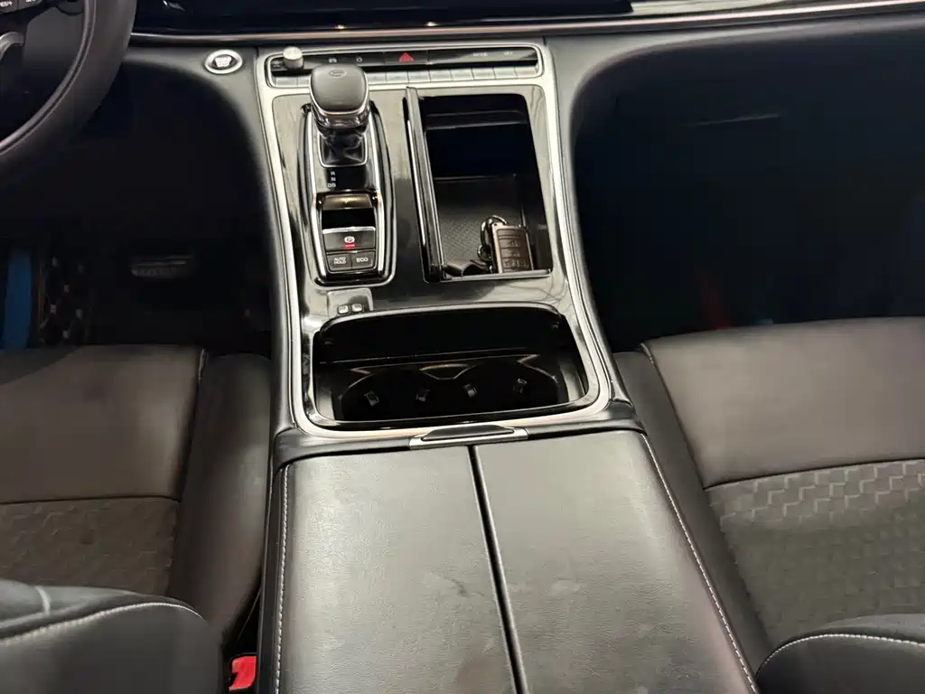 GAC Motor Trumpchi M8