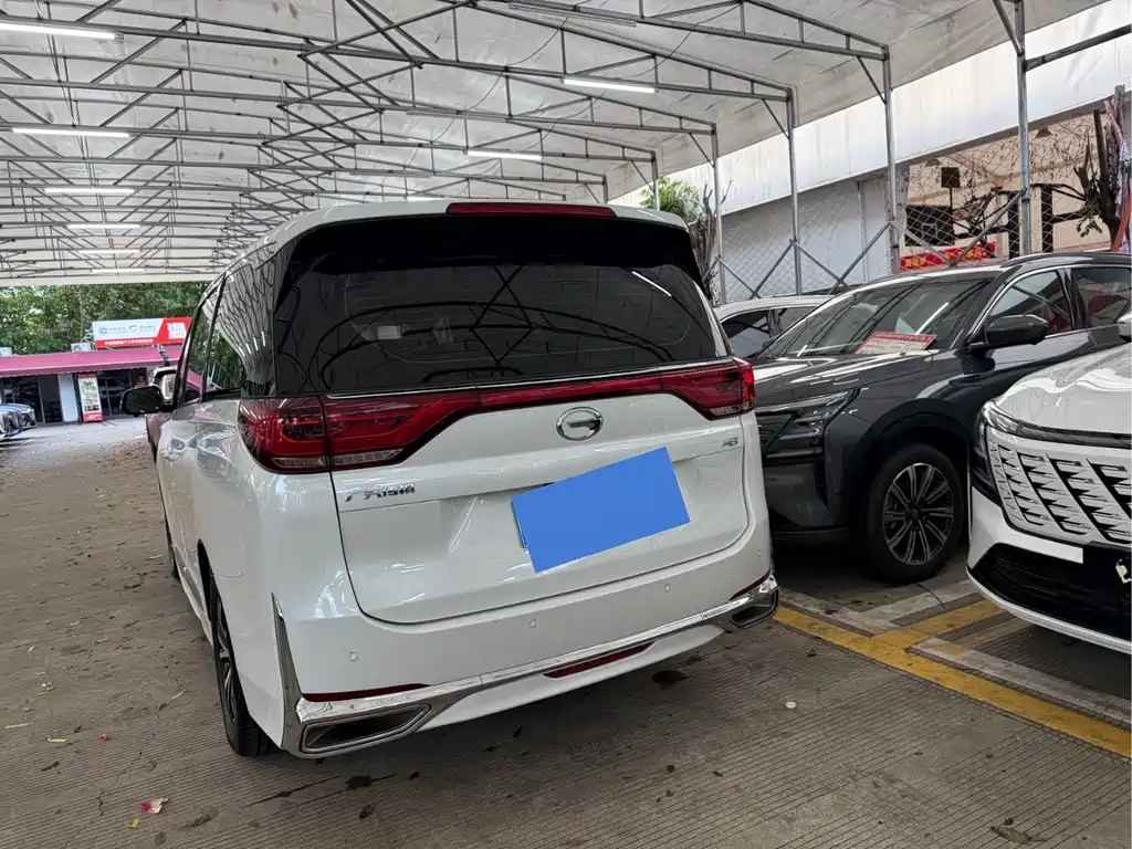 GAC Motor Trumpchi M8
